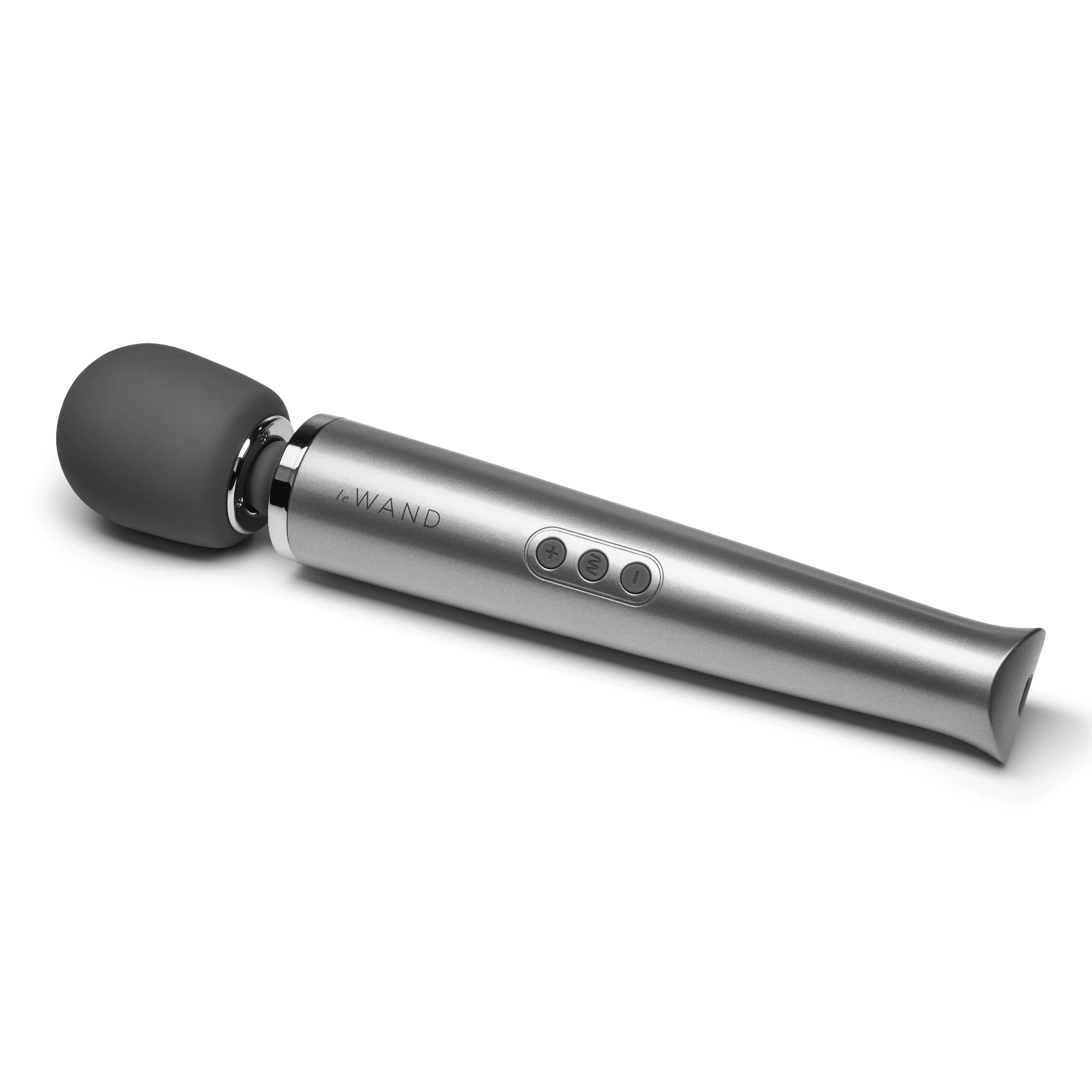 Le Wand OG Rechargeable Massager